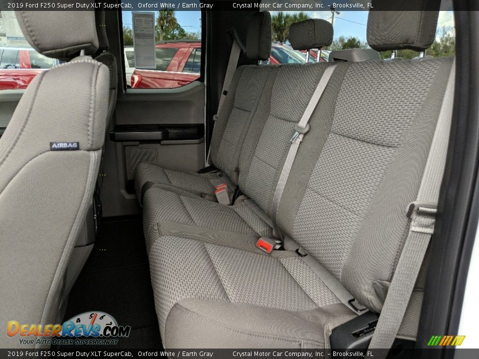 2019 Ford F250 Super Duty XLT SuperCab Oxford White / Earth Gray Photo #10