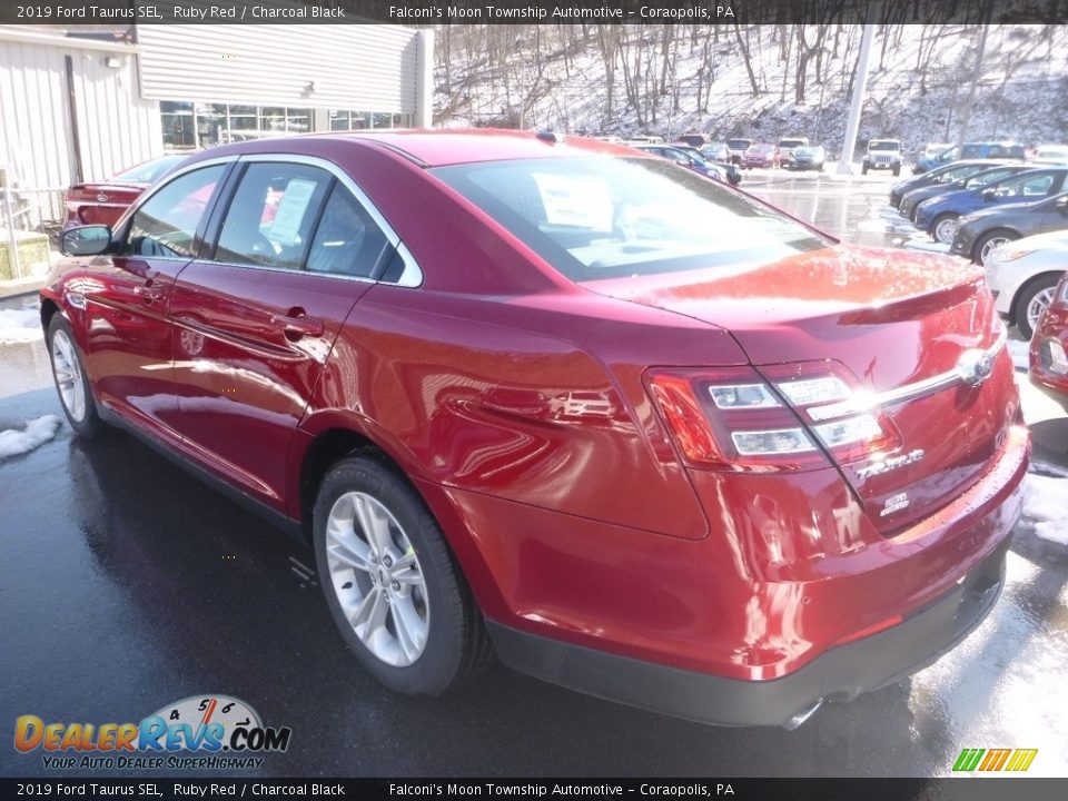 2019 Ford Taurus SEL Ruby Red / Charcoal Black Photo #6