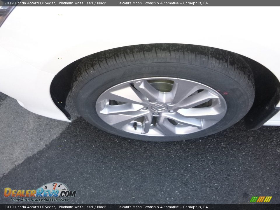 2019 Honda Accord LX Sedan Platinum White Pearl / Black Photo #8