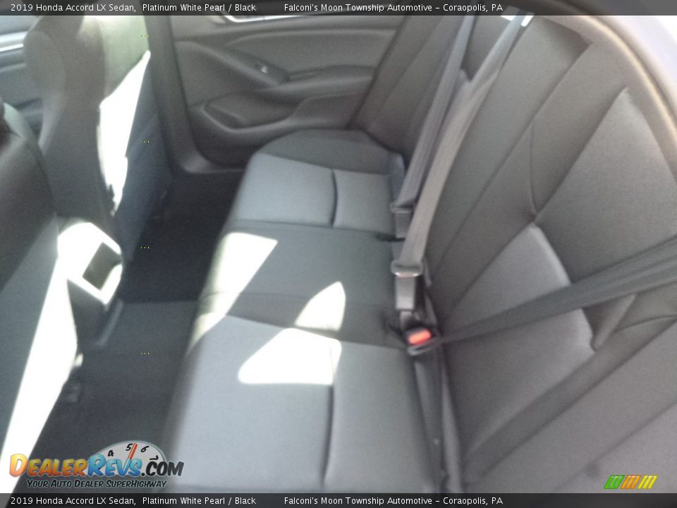 2019 Honda Accord LX Sedan Platinum White Pearl / Black Photo #10