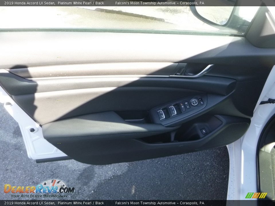 2019 Honda Accord LX Sedan Platinum White Pearl / Black Photo #12