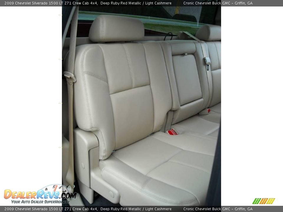 2009 Chevrolet Silverado 1500 LT Z71 Crew Cab 4x4 Deep Ruby Red Metallic / Light Cashmere Photo #19