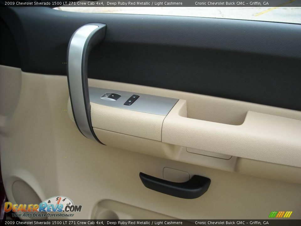 2009 Chevrolet Silverado 1500 LT Z71 Crew Cab 4x4 Deep Ruby Red Metallic / Light Cashmere Photo #22