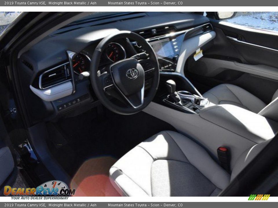 2019 Toyota Camry XSE Midnight Black Metallic / Ash Photo #5