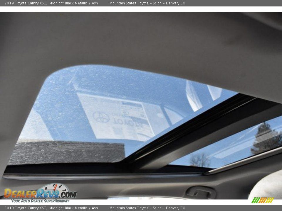 2019 Toyota Camry XSE Midnight Black Metallic / Ash Photo #9