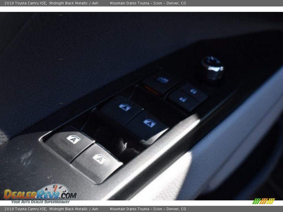 2019 Toyota Camry XSE Midnight Black Metallic / Ash Photo #24