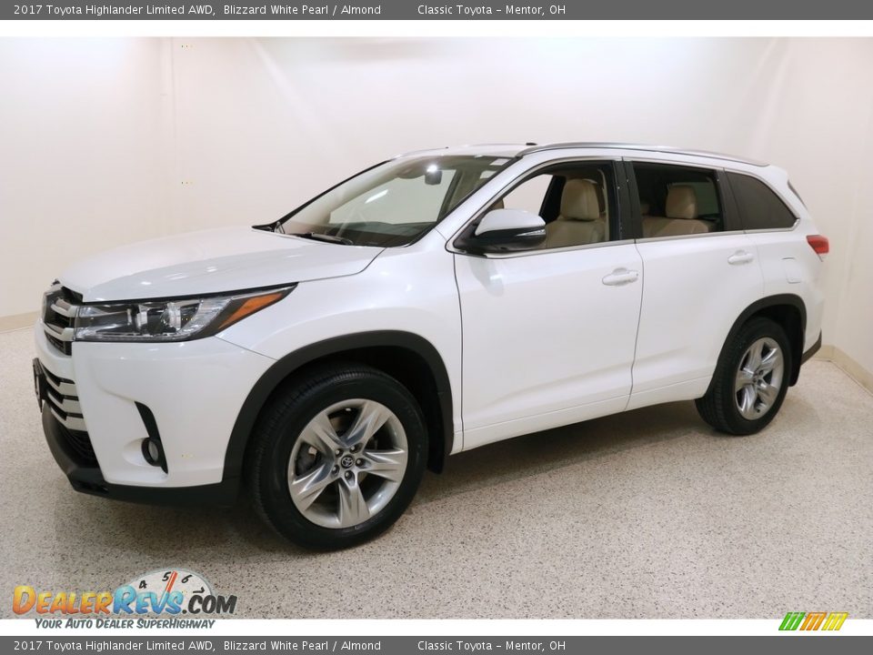 2017 Toyota Highlander Limited AWD Blizzard White Pearl / Almond Photo #3
