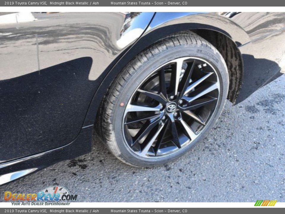 2019 Toyota Camry XSE Midnight Black Metallic / Ash Photo #34