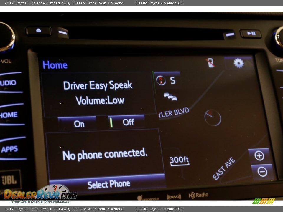 2017 Toyota Highlander Limited AWD Blizzard White Pearl / Almond Photo #9