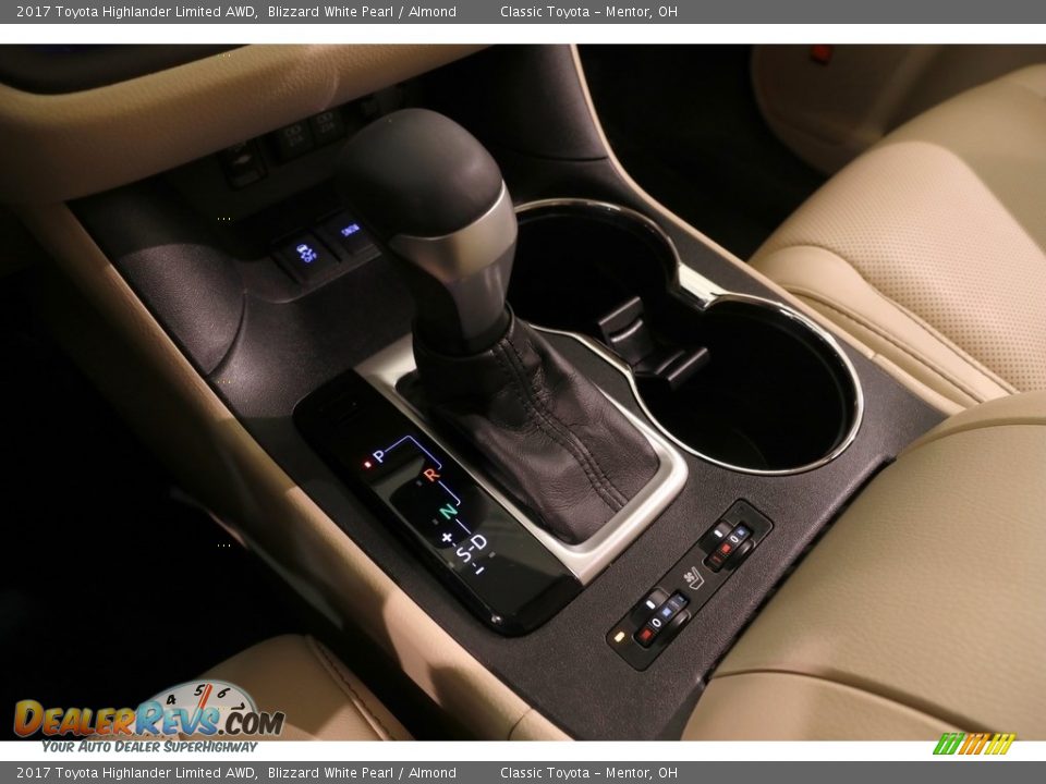 2017 Toyota Highlander Limited AWD Blizzard White Pearl / Almond Photo #13