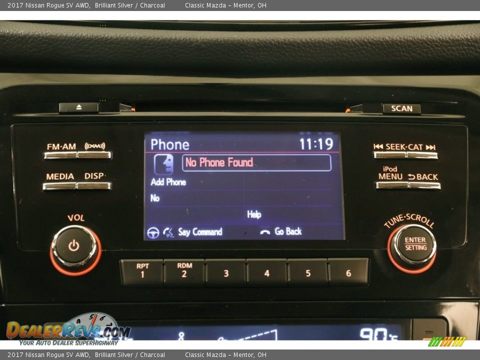 2017 Nissan Rogue SV AWD Brilliant Silver / Charcoal Photo #12