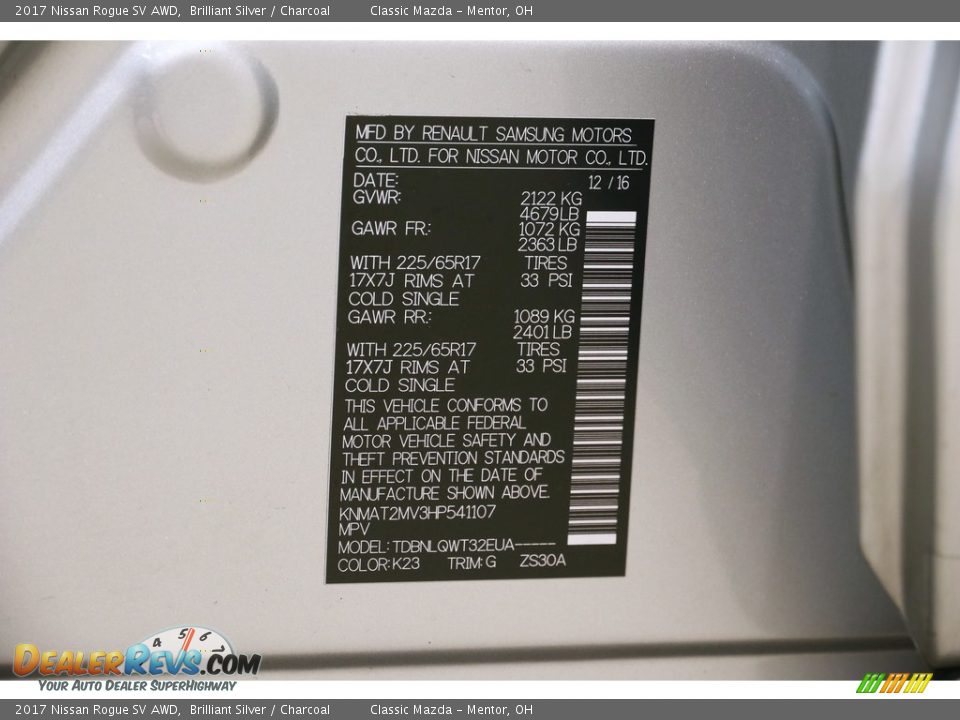 2017 Nissan Rogue SV AWD Brilliant Silver / Charcoal Photo #21