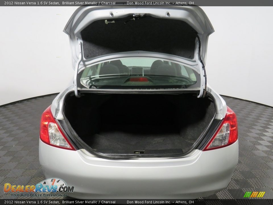 2012 Nissan Versa 1.6 SV Sedan Brilliant Silver Metallic / Charcoal Photo #16