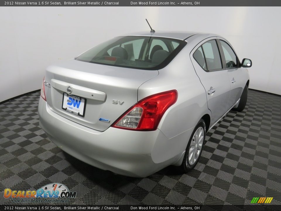 2012 Nissan Versa 1.6 SV Sedan Brilliant Silver Metallic / Charcoal Photo #18