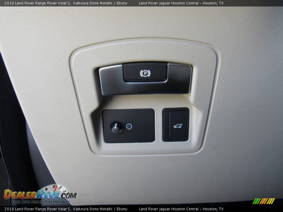 2019 Land Rover Range Rover Velar S Kaikoura Stone Metallic / Ebony Photo #25