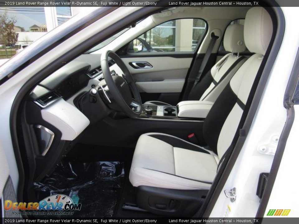 2019 Land Rover Range Rover Velar R-Dynamic SE Fuji White / Light Oyster/Ebony Photo #3