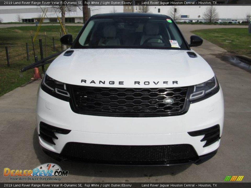 2019 Land Rover Range Rover Velar R-Dynamic SE Fuji White / Light Oyster/Ebony Photo #9