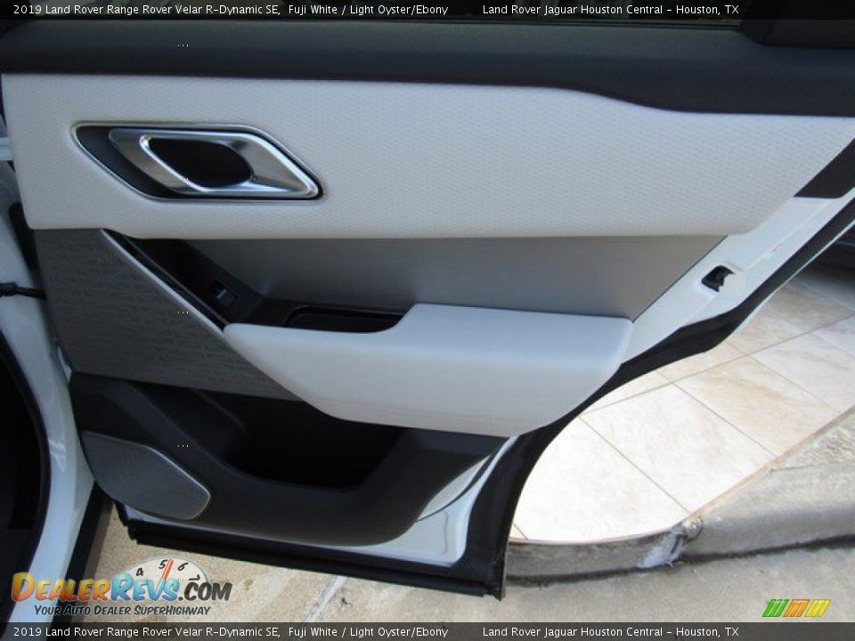 2019 Land Rover Range Rover Velar R-Dynamic SE Fuji White / Light Oyster/Ebony Photo #21