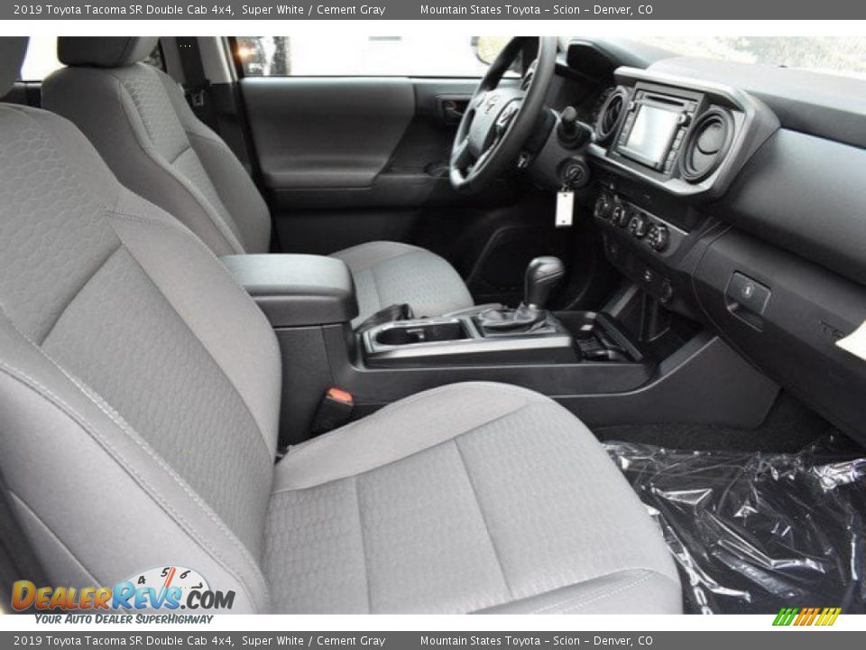 2019 Toyota Tacoma SR Double Cab 4x4 Super White / Cement Gray Photo #12