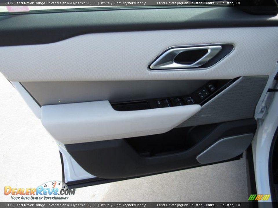 2019 Land Rover Range Rover Velar R-Dynamic SE Fuji White / Light Oyster/Ebony Photo #23