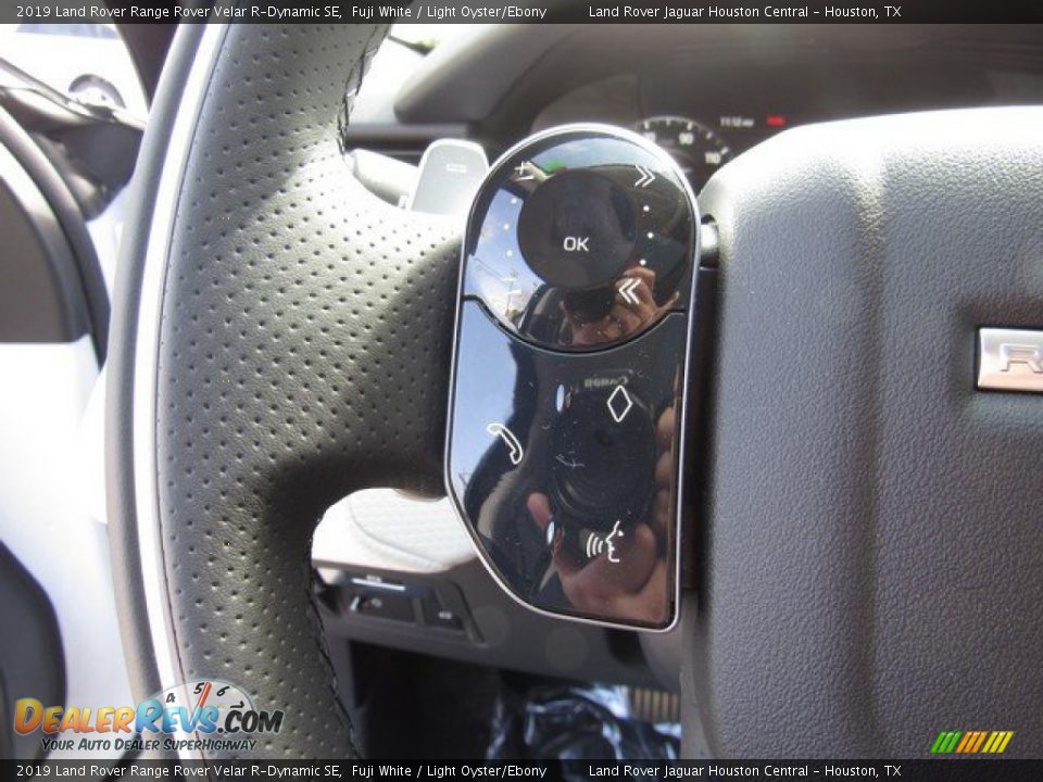 2019 Land Rover Range Rover Velar R-Dynamic SE Fuji White / Light Oyster/Ebony Photo #27