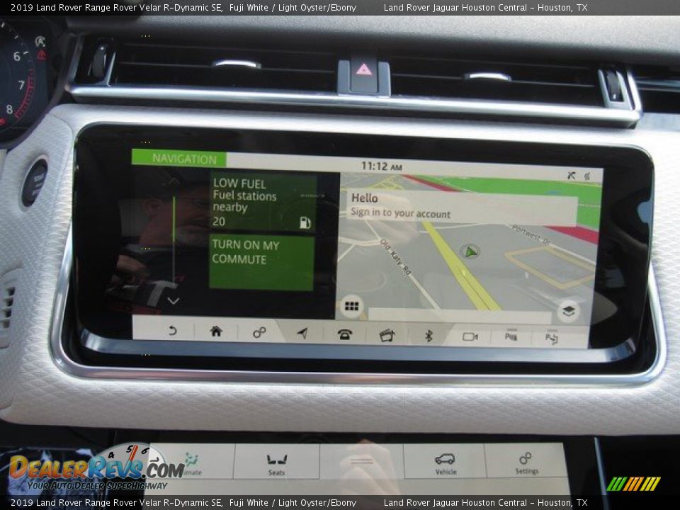 2019 Land Rover Range Rover Velar R-Dynamic SE Fuji White / Light Oyster/Ebony Photo #31