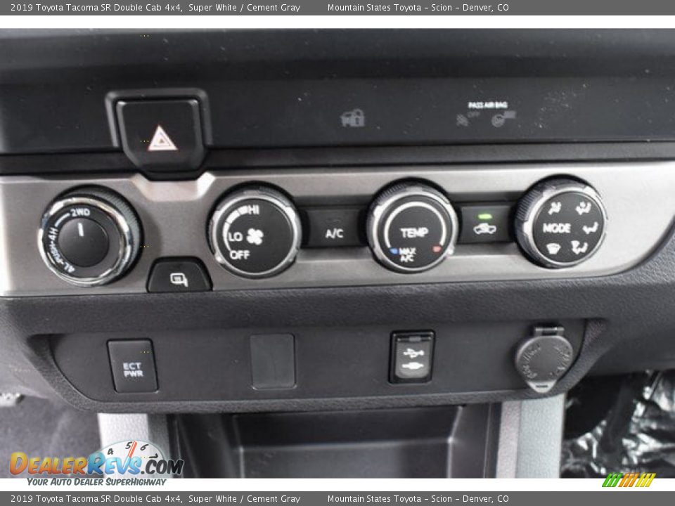 2019 Toyota Tacoma SR Double Cab 4x4 Super White / Cement Gray Photo #29