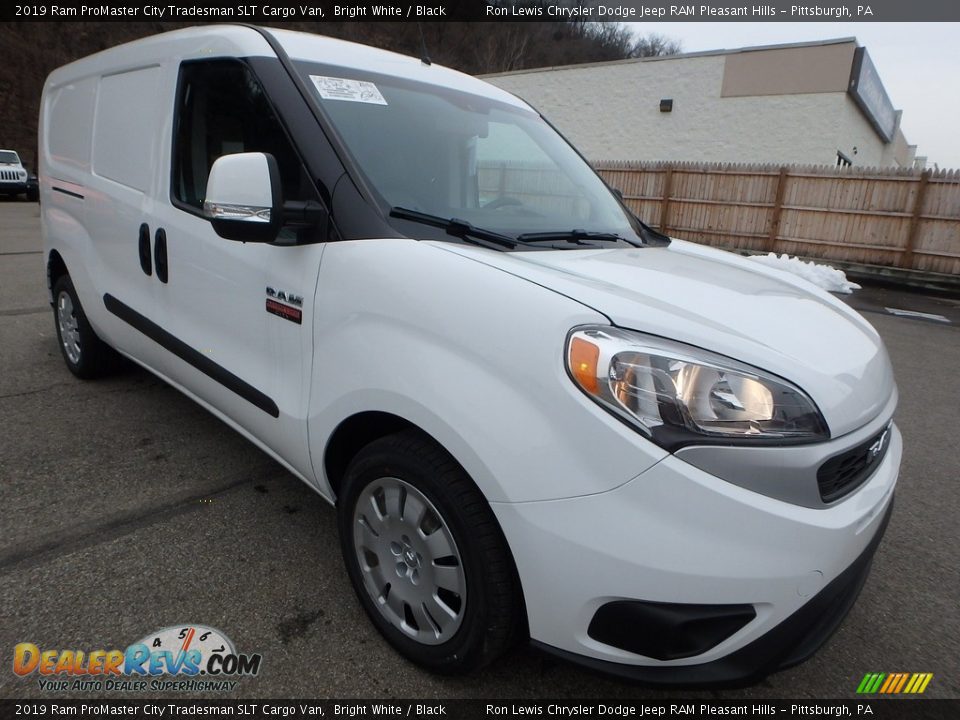 Front 3/4 View of 2019 Ram ProMaster City Tradesman SLT Cargo Van Photo #8