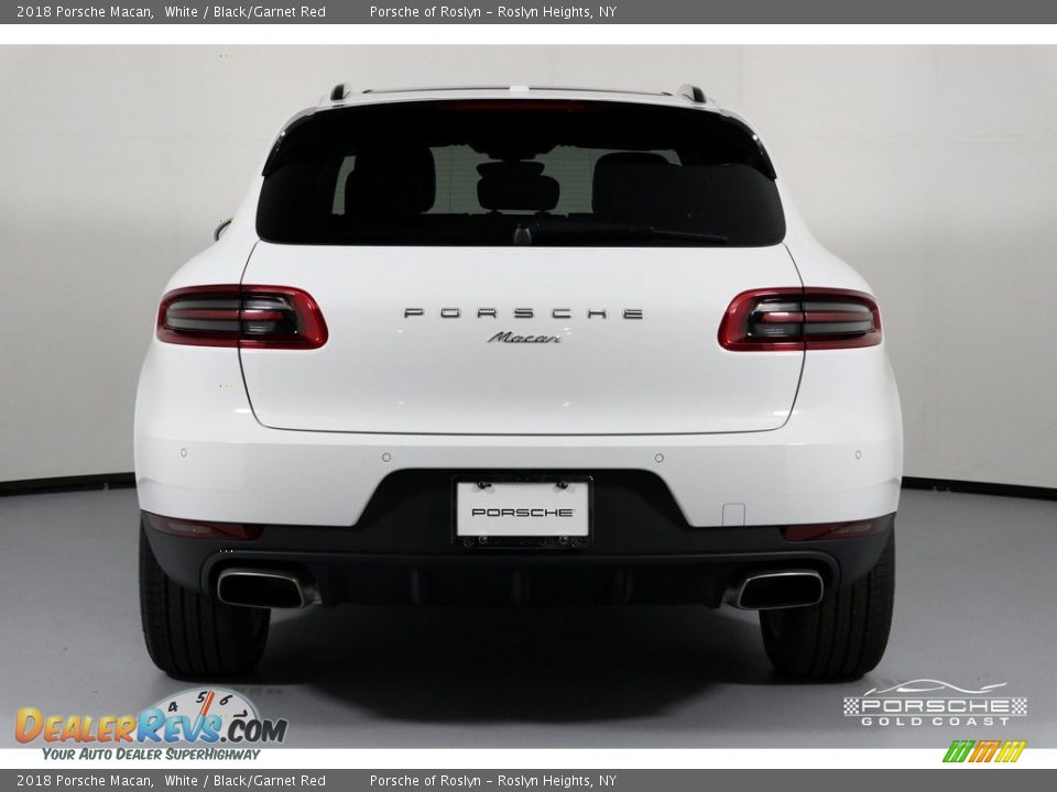 2018 Porsche Macan White / Black/Garnet Red Photo #8