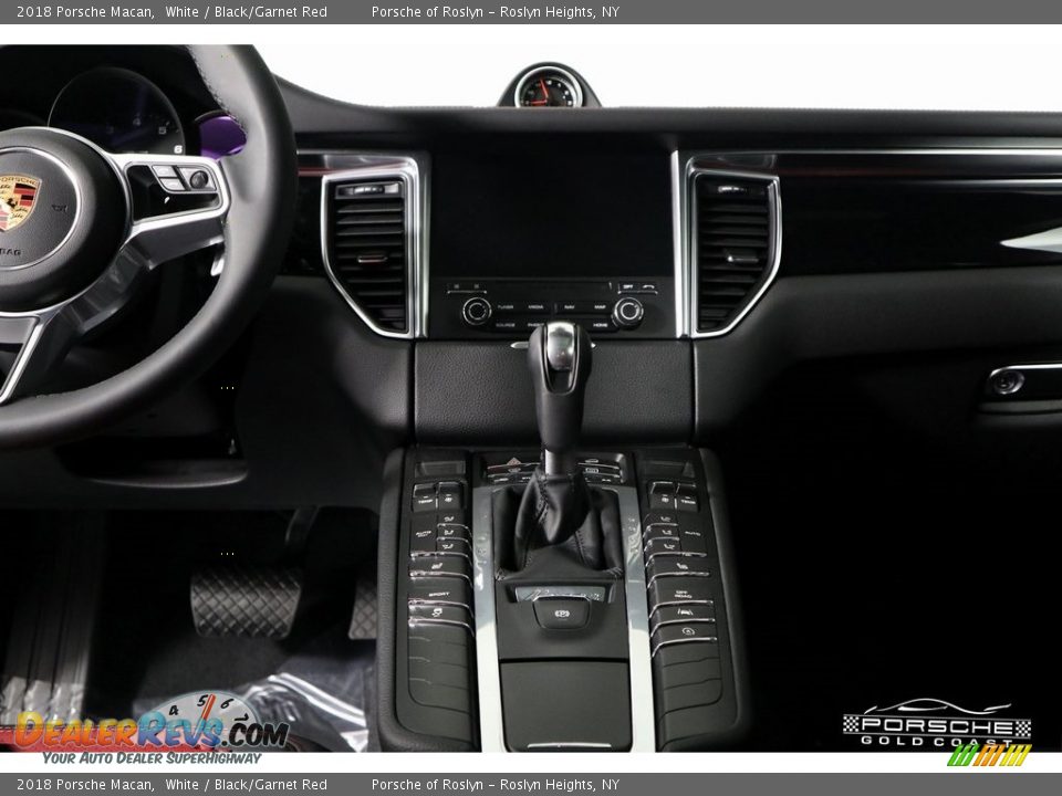 2018 Porsche Macan White / Black/Garnet Red Photo #18