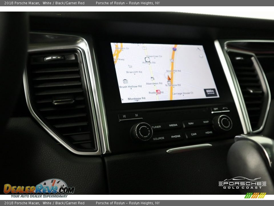 2018 Porsche Macan White / Black/Garnet Red Photo #22