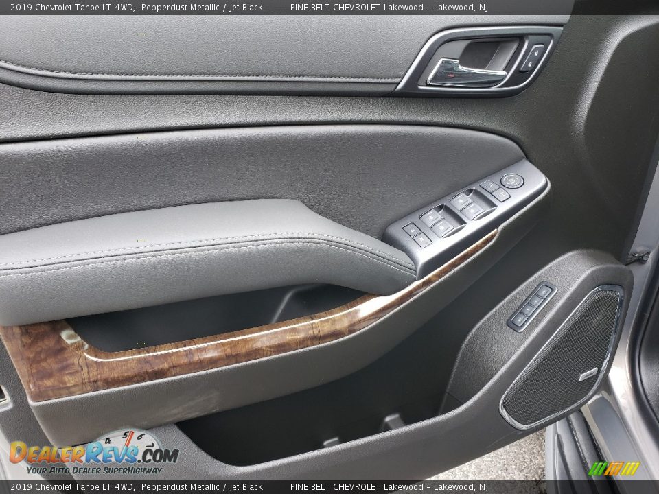 Door Panel of 2019 Chevrolet Tahoe LT 4WD Photo #8