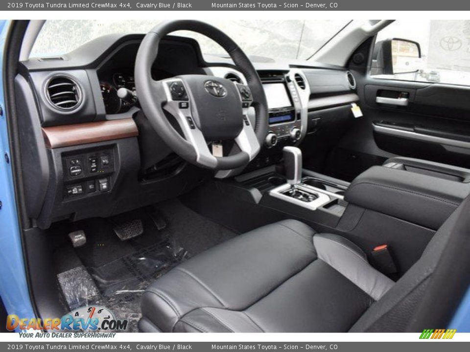 Black Interior - 2019 Toyota Tundra Limited CrewMax 4x4 Photo #5