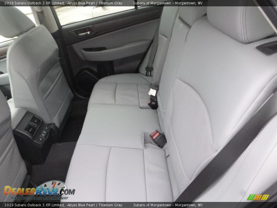 2019 Subaru Outback 3.6R Limited Abyss Blue Pearl / Titanium Gray Photo #12