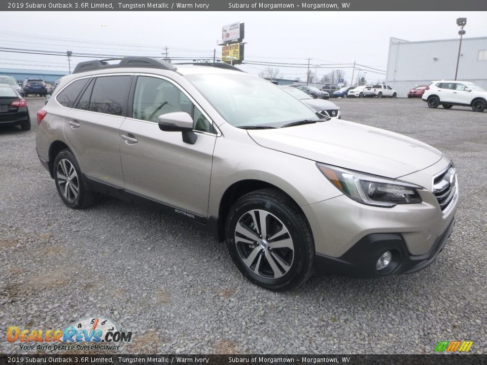 Front 3/4 View of 2019 Subaru Outback 3.6R Limited Photo #1