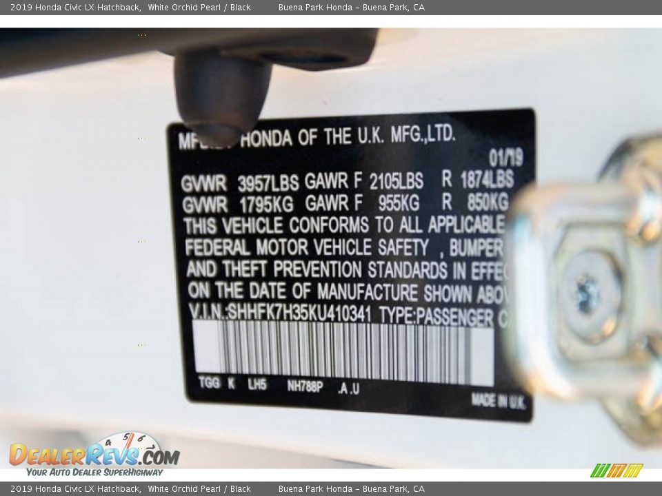 2019 Honda Civic LX Hatchback White Orchid Pearl / Black Photo #17