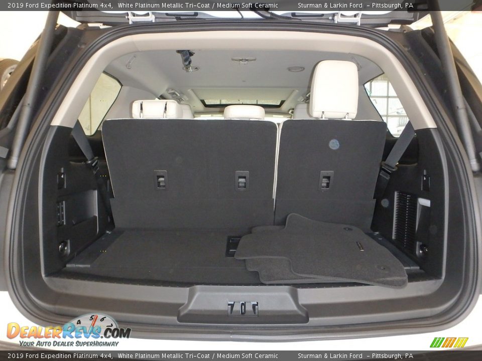 2019 Ford Expedition Platinum 4x4 White Platinum Metallic Tri-Coat / Medium Soft Ceramic Photo #3