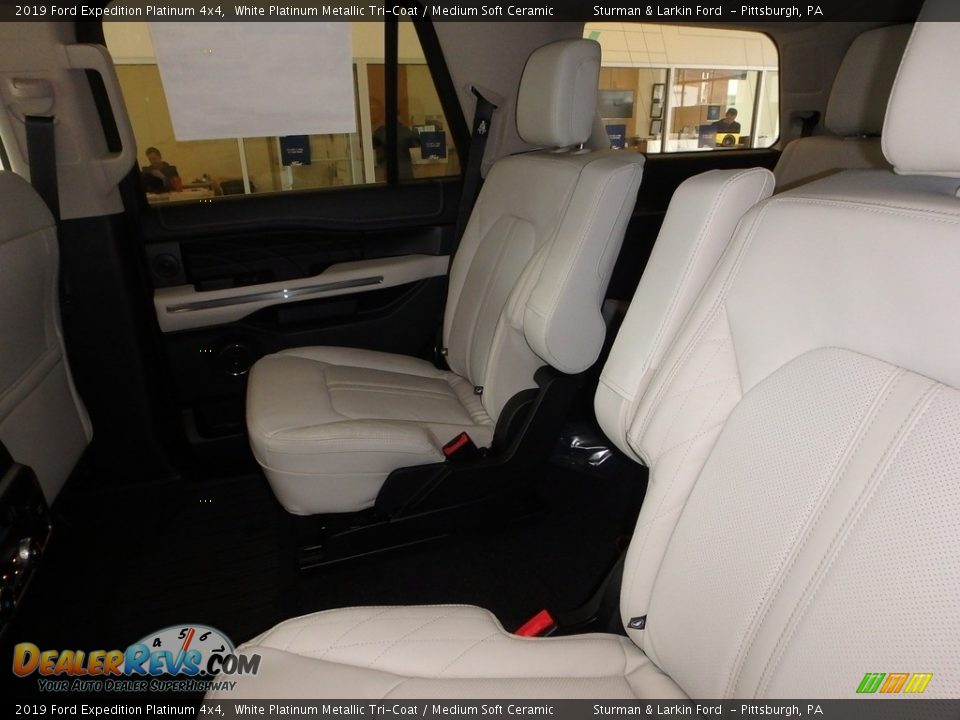 2019 Ford Expedition Platinum 4x4 White Platinum Metallic Tri-Coat / Medium Soft Ceramic Photo #8