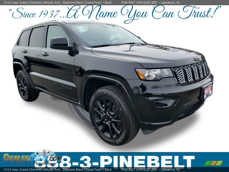 2019 Jeep Grand Cherokee Altitude 4x4 Diamond Black Crystal Pearl / Black Photo #1