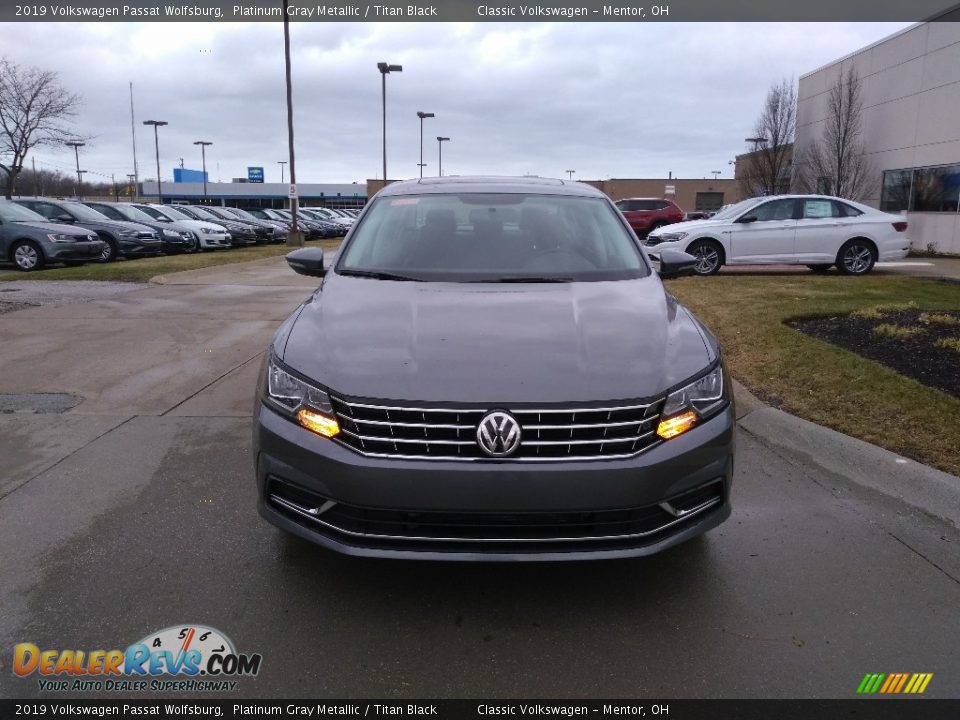 2019 Volkswagen Passat Wolfsburg Platinum Gray Metallic / Titan Black Photo #1