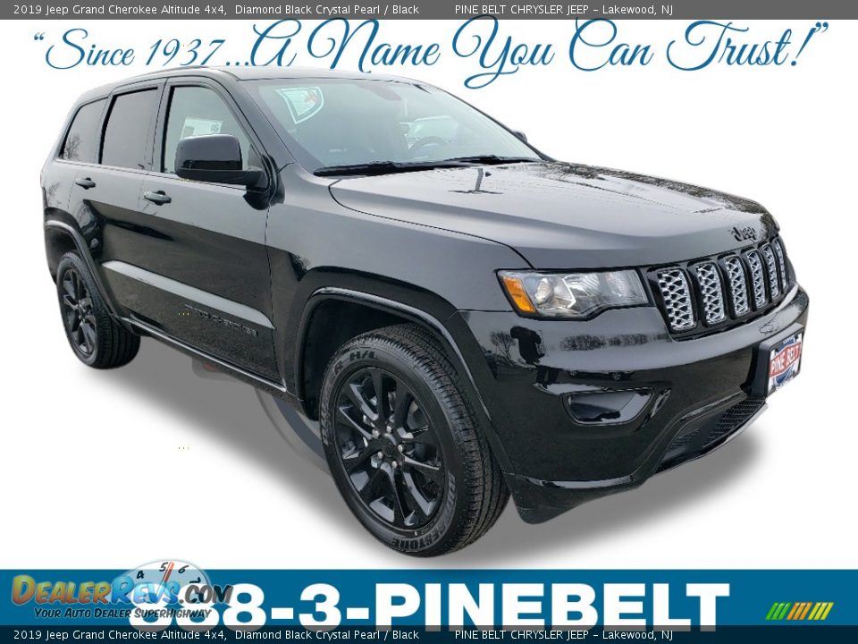 2019 Jeep Grand Cherokee Altitude 4x4 Diamond Black Crystal Pearl / Black Photo #1