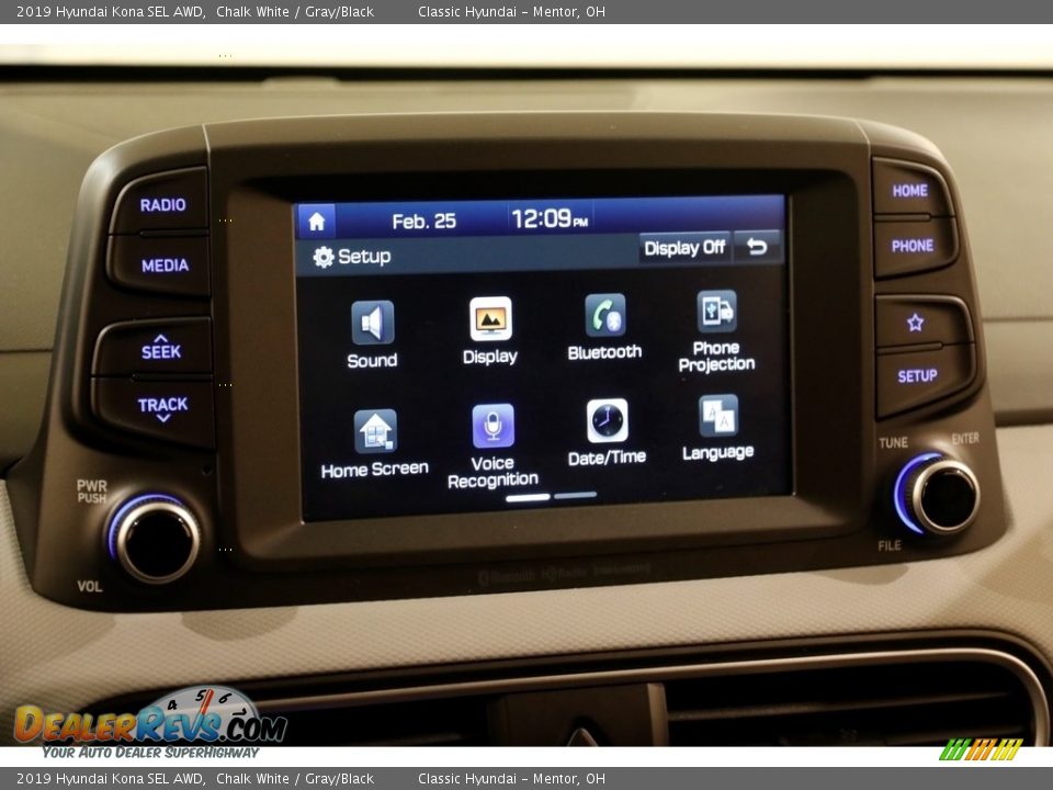 2019 Hyundai Kona SEL AWD Chalk White / Gray/Black Photo #11