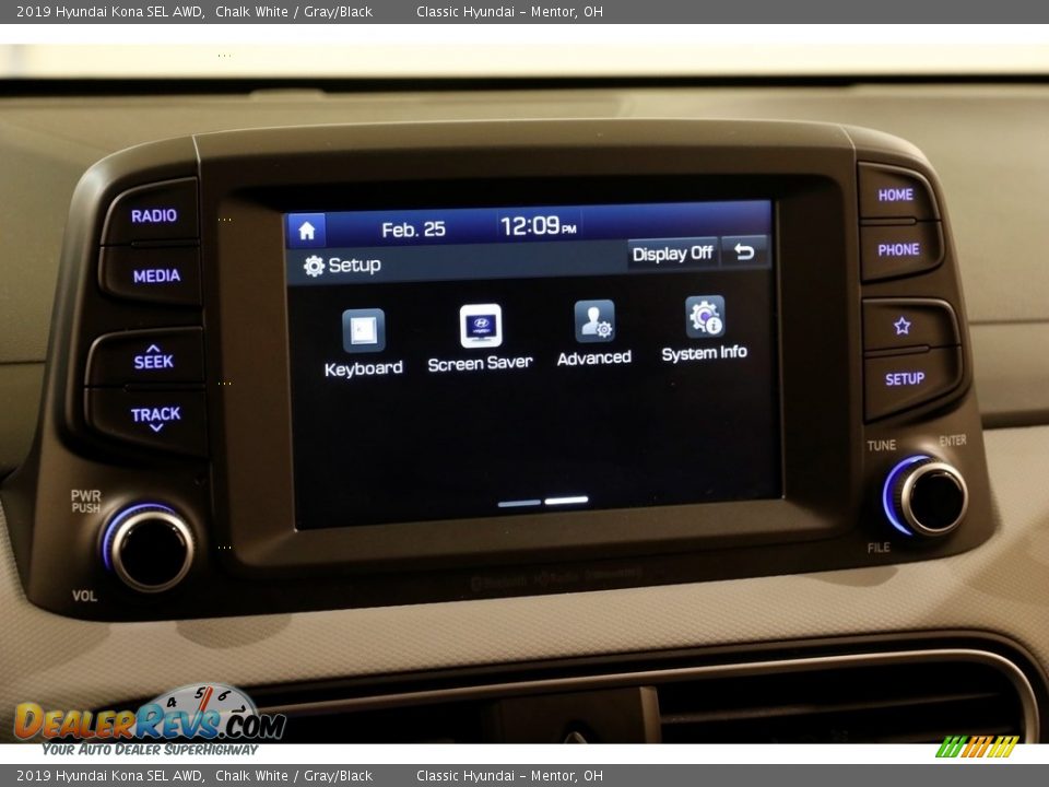 2019 Hyundai Kona SEL AWD Chalk White / Gray/Black Photo #12