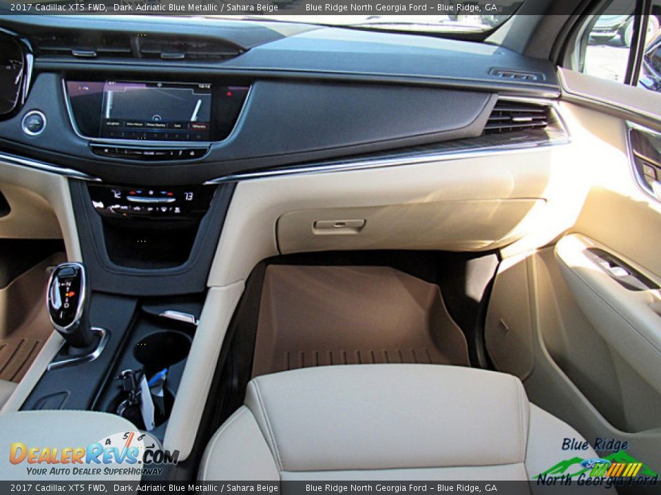 2017 Cadillac XT5 FWD Dark Adriatic Blue Metallic / Sahara Beige Photo #16