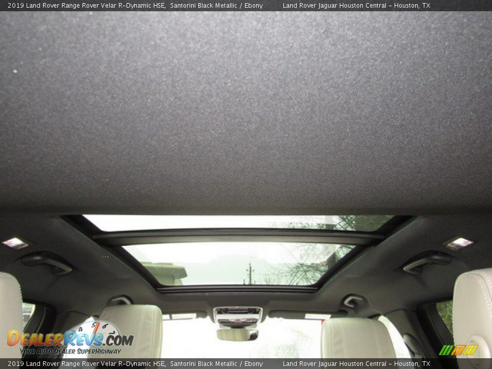 2019 Land Rover Range Rover Velar R-Dynamic HSE Santorini Black Metallic / Ebony Photo #18