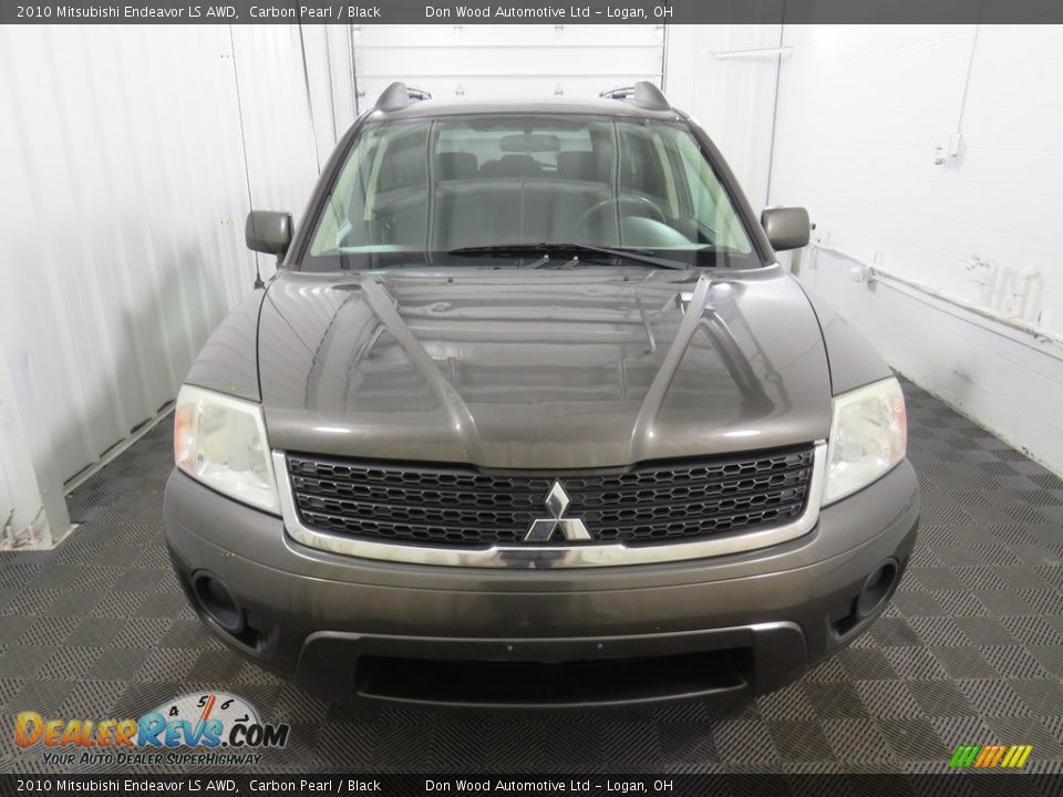 2010 Mitsubishi Endeavor LS AWD Carbon Pearl / Black Photo #4