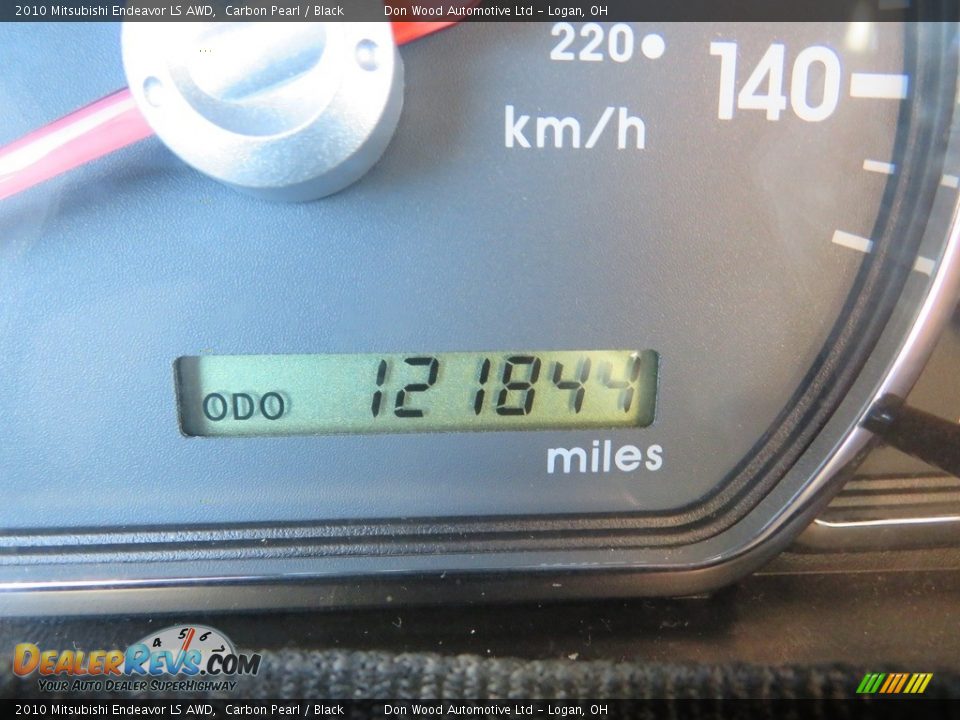 2010 Mitsubishi Endeavor LS AWD Carbon Pearl / Black Photo #18
