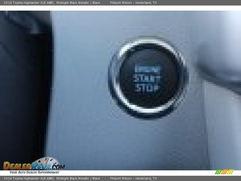 2019 Toyota Highlander XLE AWD Midnight Black Metallic / Black Photo #15