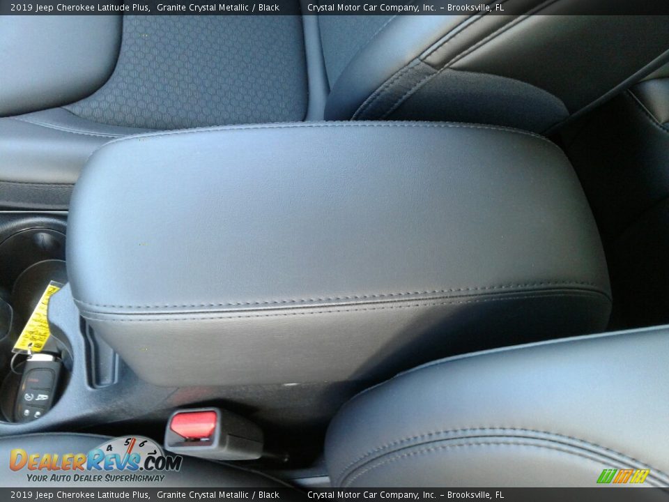 2019 Jeep Cherokee Latitude Plus Granite Crystal Metallic / Black Photo #18