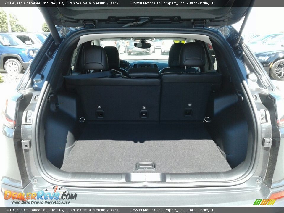 2019 Jeep Cherokee Latitude Plus Granite Crystal Metallic / Black Photo #19